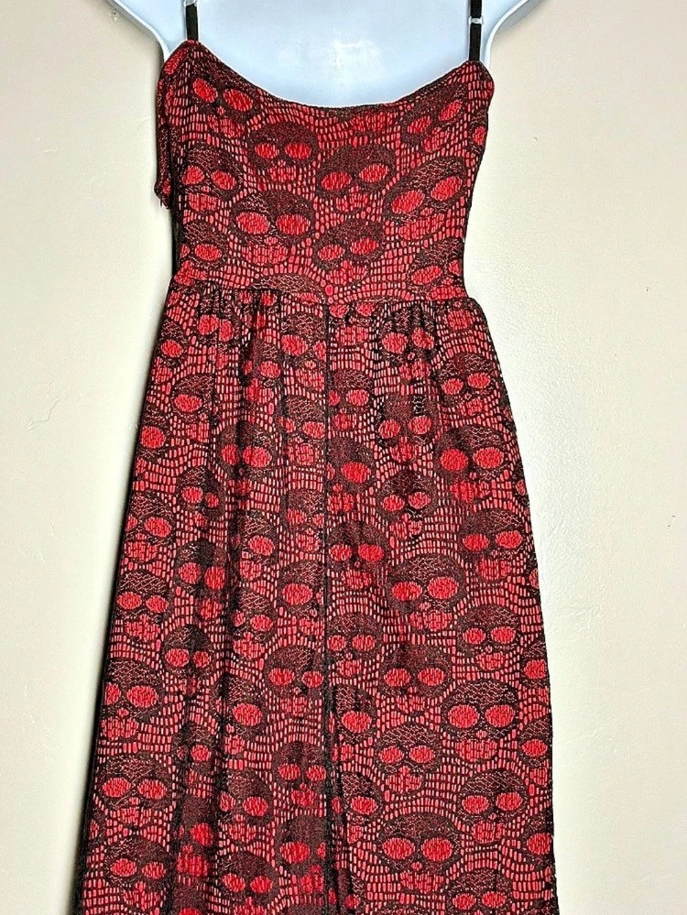 Skeleton Lace Midi Dress in Red & Black Size L